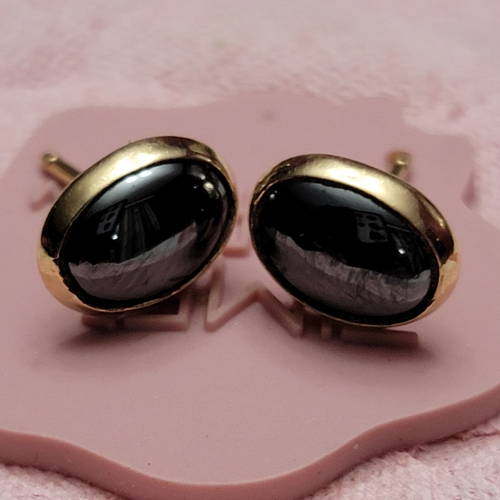 14k Solid Yellow Gold Hematite Stone Stud Earring… - image 1